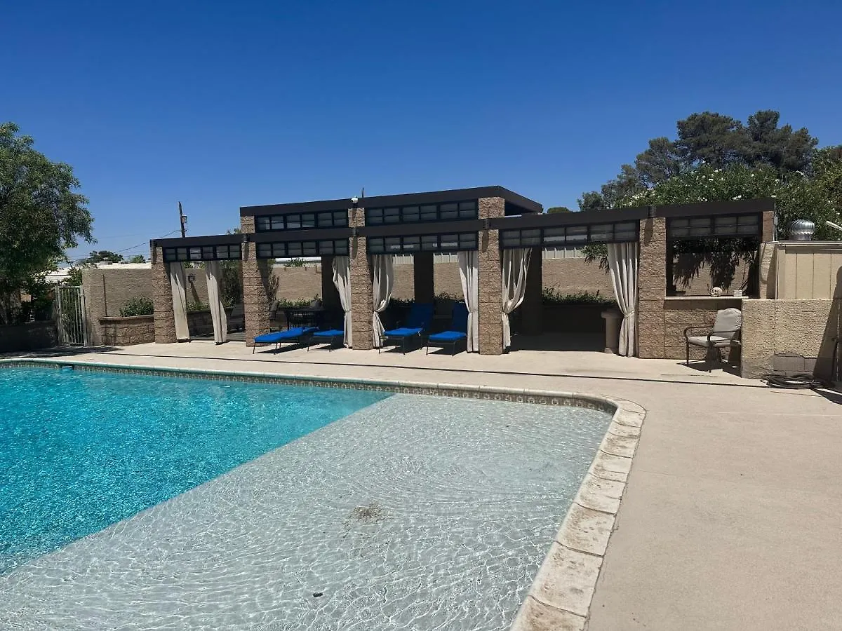 1 Small Secure Studio Apartment Las Vegas