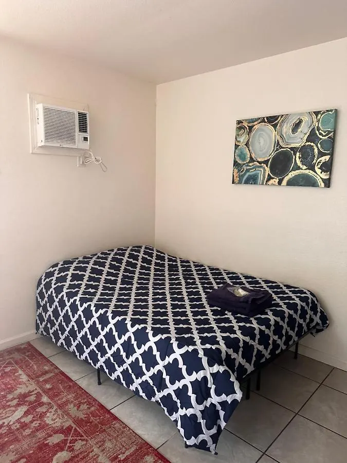 1 Small Secure Studio Apartment Las Vegas 0*,
